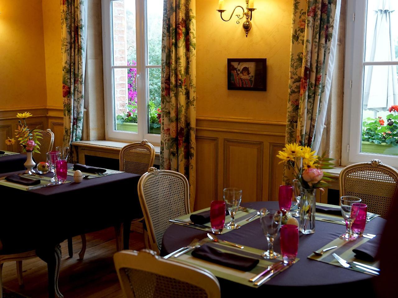 Hotel Restaurant La Sauldraie Salbris Εξωτερικό φωτογραφία